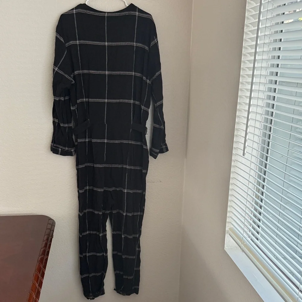 Free people keep it in checkered Sz large L jumpsuit with pockets as seen on TV